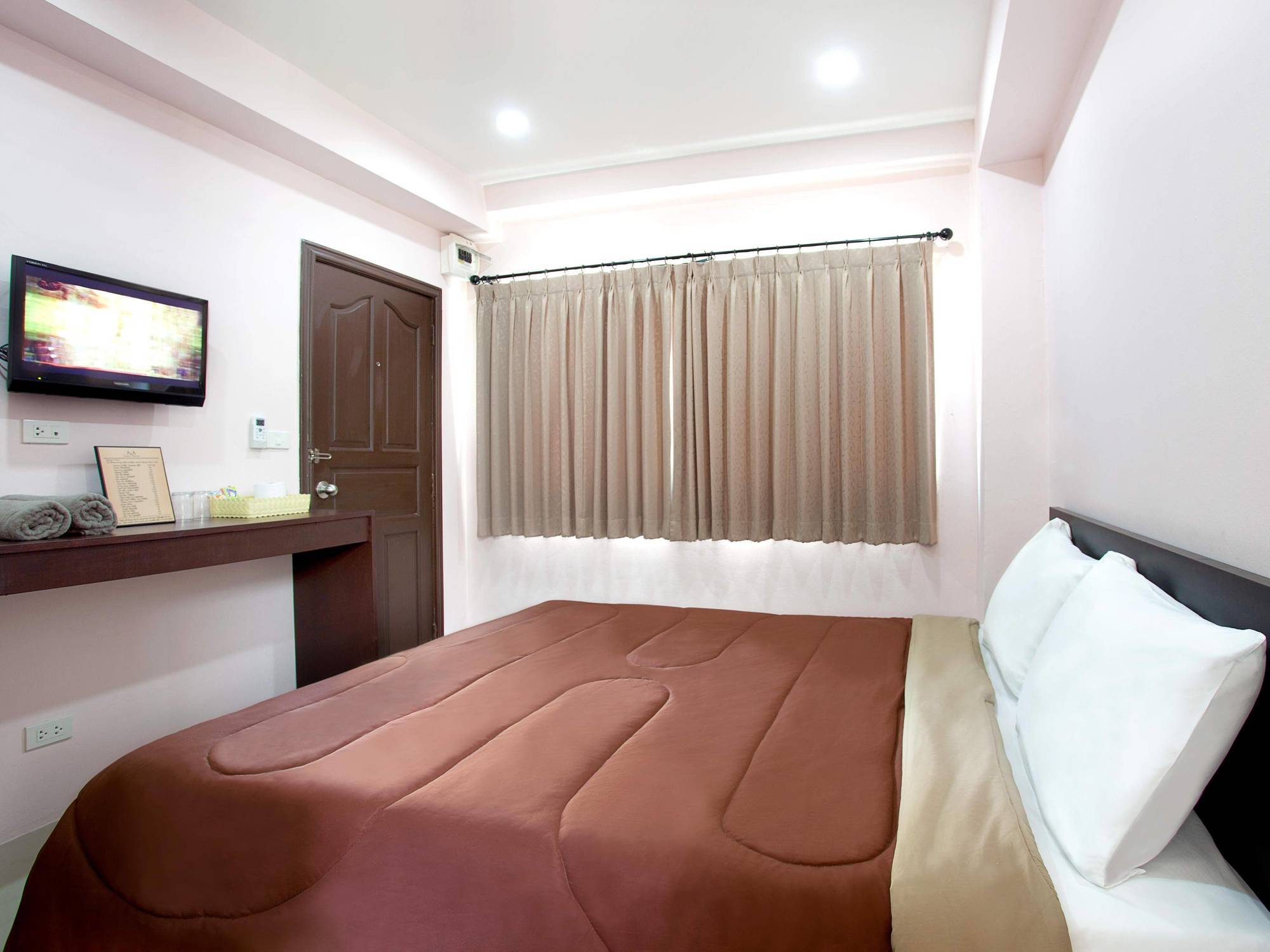 A And A Guesthouse Bangkok Exterior foto